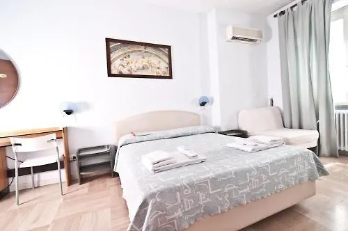 Ai Musei Vaticani Bb Отель типа 